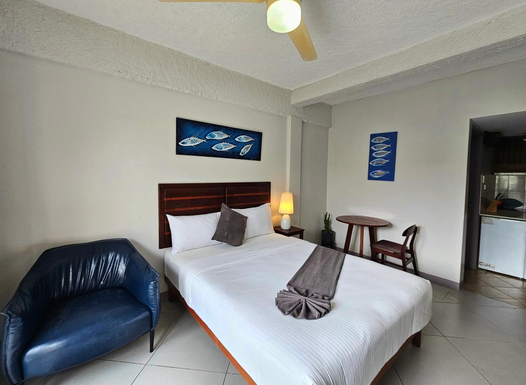 Sanalae Apartments Honiara Exterior photo