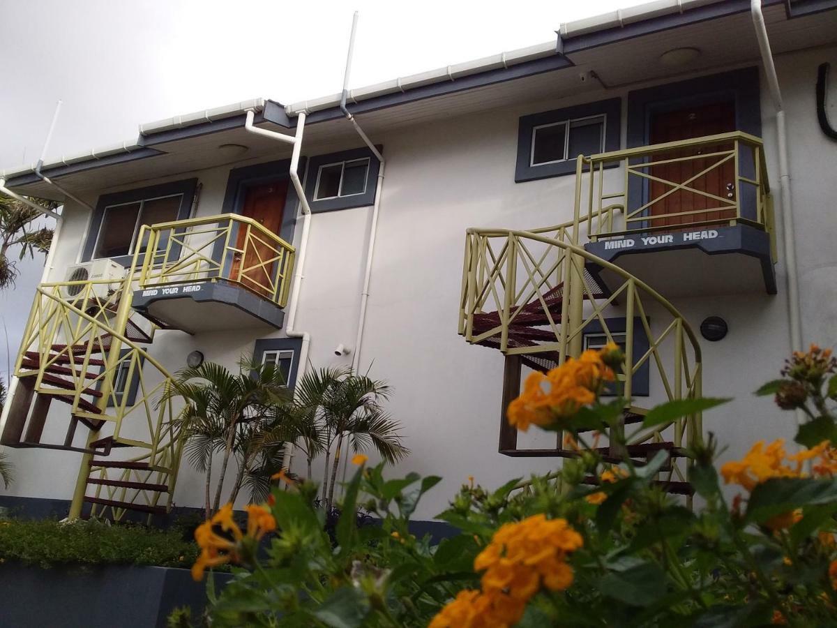Sanalae Apartments Honiara Exterior photo