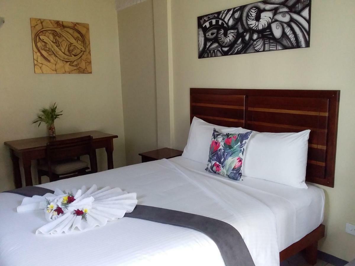 Sanalae Apartments Honiara Exterior photo